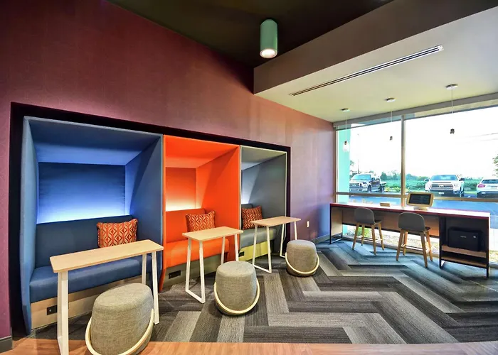 Best Hotels Close to Swedish Hospital Denver
