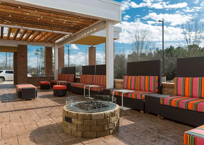 Top Hotels in Charming Belmont, North Carolina