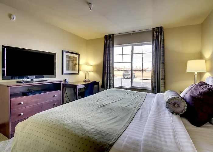 Top Hotels Near Jefferson Pointe Fort Wayne