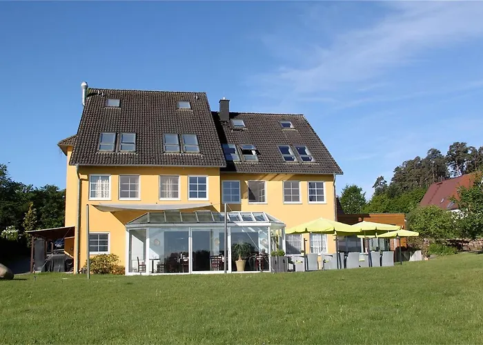 Erstklassiges Müritz Hotel in malerischer Lage